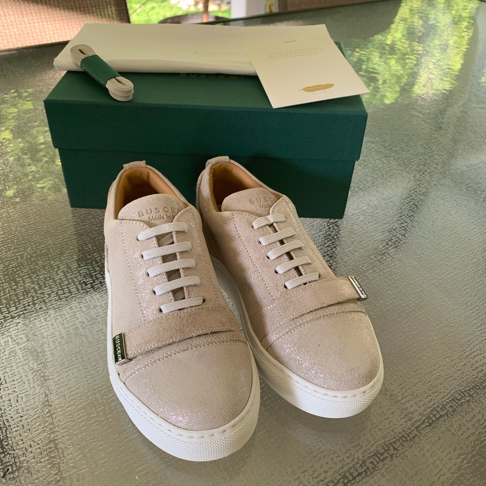 Brand New Buscemi girl sneaker